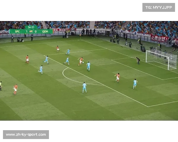 暴雨致深圳新鹏城对阵青岛海牛比赛延迟12分钟开球